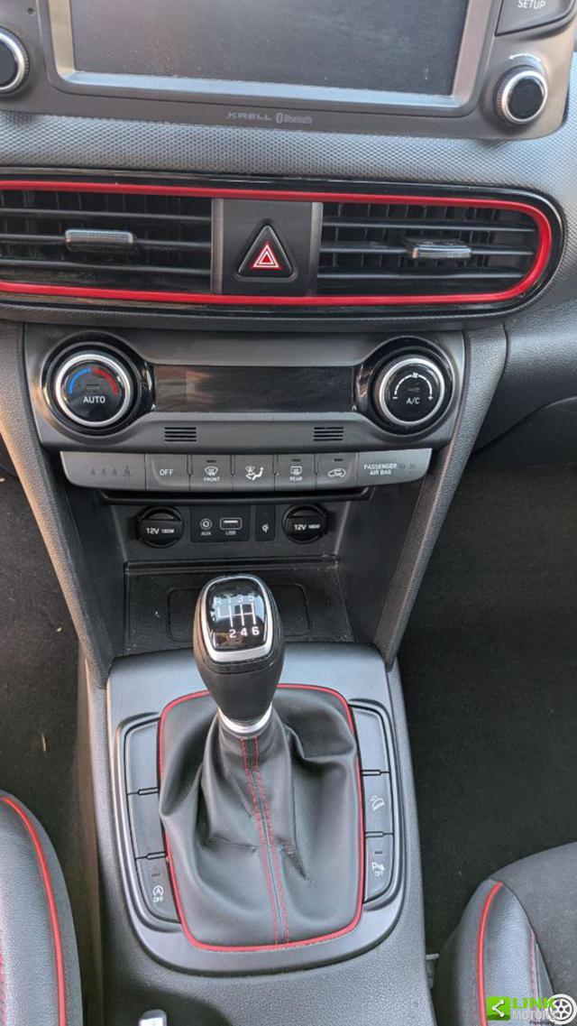 HYUNDAI Kona usata, con Park Distance Control