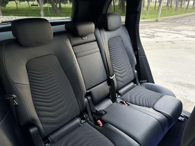 MERCEDES-BENZ GLB 200 usata, con Tettuccio apribile