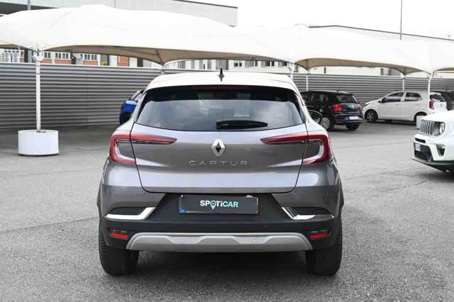 RENAULT Captur usata, con Autoradio