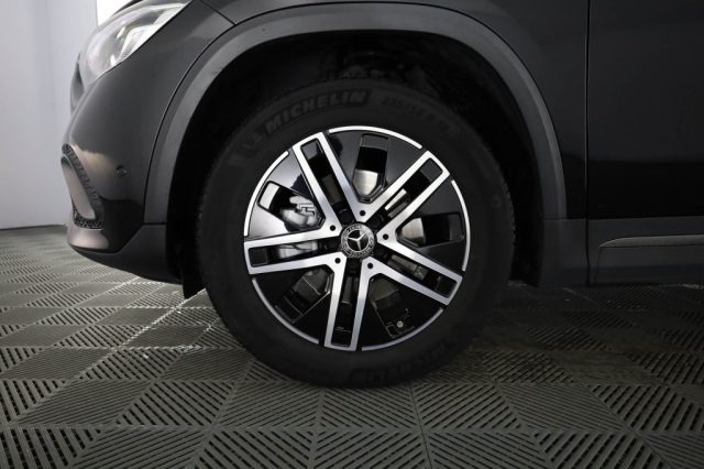 MERCEDES-BENZ CLA usata 8