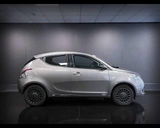 LANCIA Ypsilon usata, con Controllo trazione