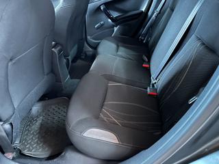 PEUGEOT 208 usata, con Boardcomputer