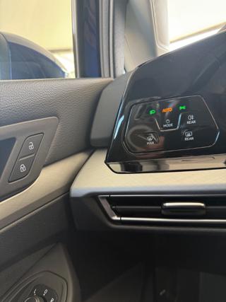 VOLKSWAGEN Golf usata, con Sensore di luce