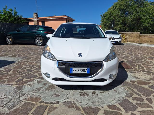 PEUGEOT 208 usata, con Airbag