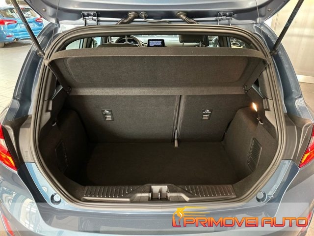 FORD Fiesta usata, con Fari LED