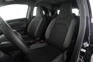 TOYOTA Aygo X usata 10