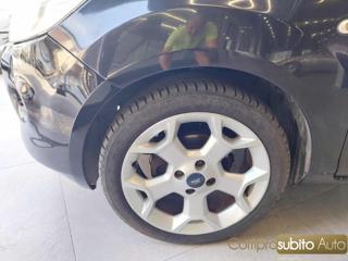 FORD Ka+ usata 15