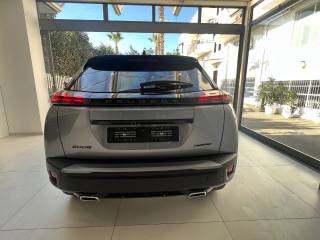 PEUGEOT 2008 usata, con Controllo automatico clima