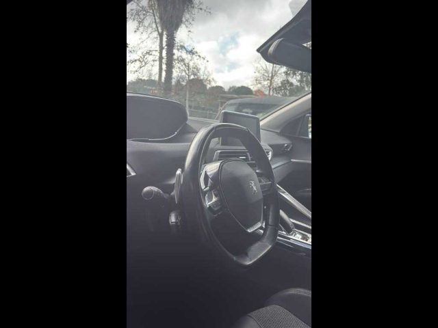 PEUGEOT 3008 usata, con Fendinebbia