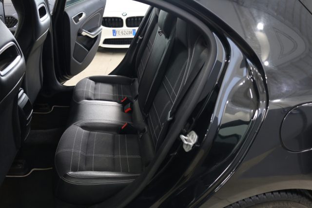 MERCEDES-BENZ A 180 usata, con Airbag testa