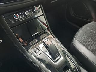 OPEL Grandland usata, con Touch screen