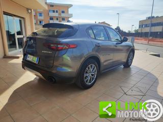 ALFA ROMEO Stelvio usata, con Cerchi in lega