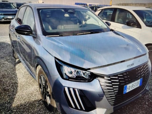 PEUGEOT 208 usata, con Autoradio