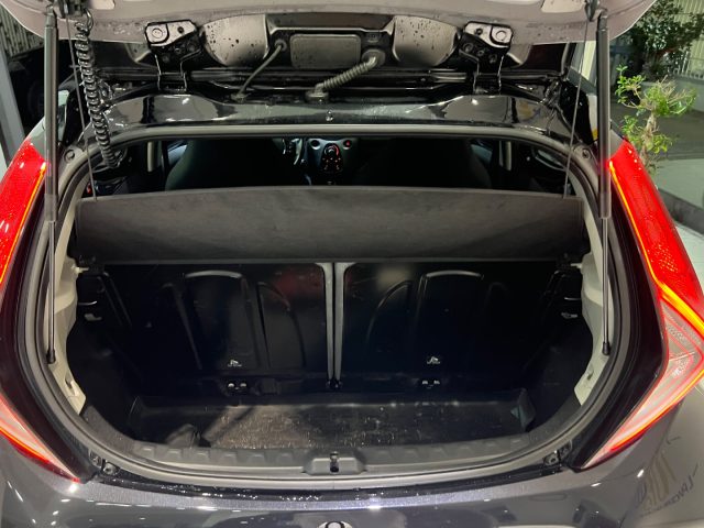 TOYOTA Aygo usata, con ESP