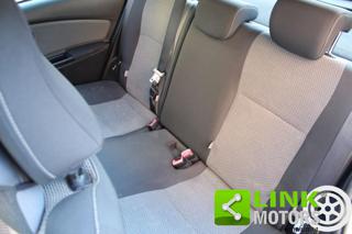 TOYOTA Yaris usata 22