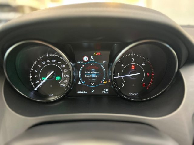 JAGUAR E-Pace usata, con Regolazione elettrica sedili