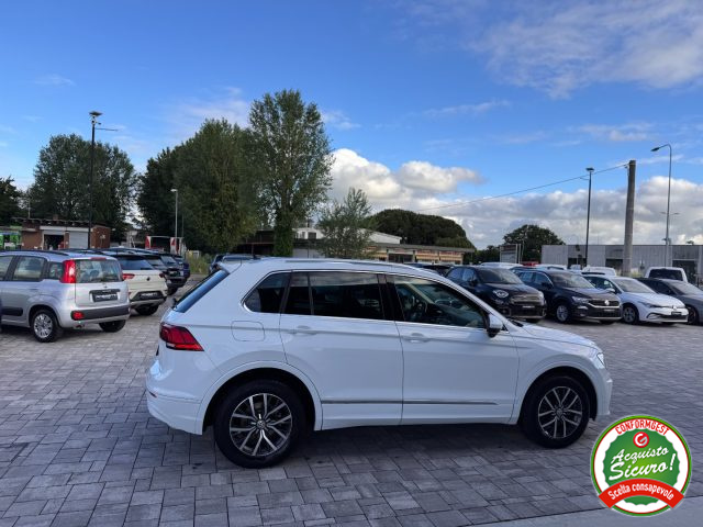 VOLKSWAGEN Tiguan usata, con Boardcomputer