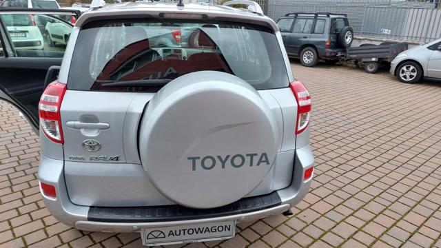 TOYOTA RAV 4 usata, con Cronologia tagliandi