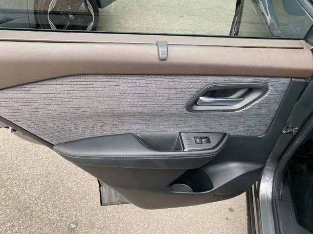 NISSAN X-Trail usata, con Telecamera per parcheggio assistito