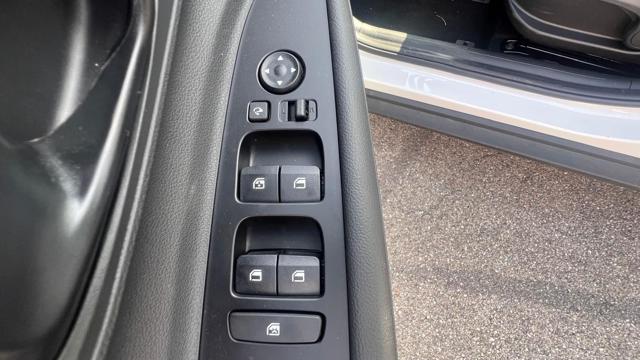 HYUNDAI Bayon usata, con Cruise Control
