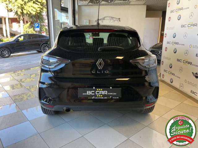 RENAULT Clio usata, con Alzacristalli elettrici