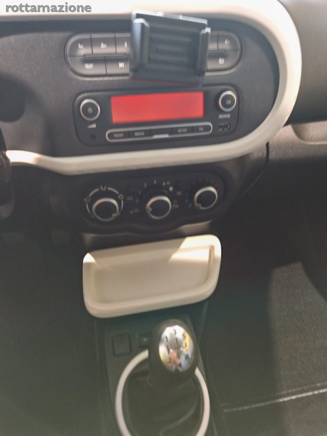 RENAULT Twingo usata 14