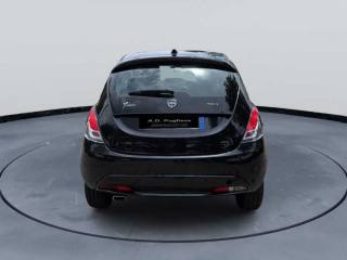 LANCIA Ypsilon usata, con Autoradio