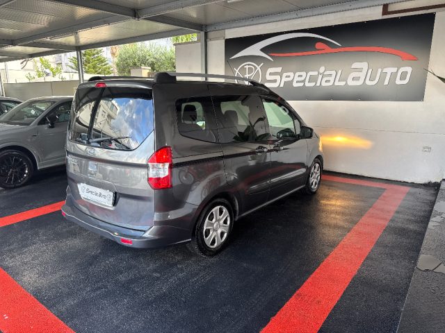 FORD Tourneo Courier usata, con Cruise Control