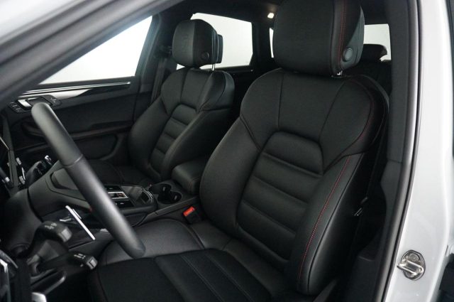 PORSCHE Macan usata, con Controllo elettronico della corsia