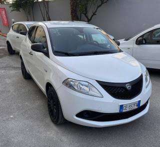 LANCIA Ypsilon 1.0 FireFly 5 porte S&S Hybrid Ecochic Silver