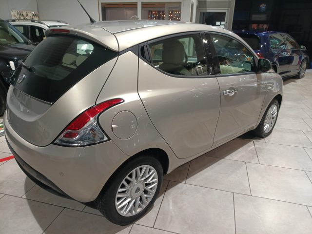 LANCIA Ypsilon usata, con Chiusura centralizzata