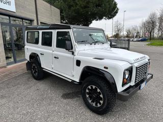 LAND ROVER Defender usata, con Servosterzo