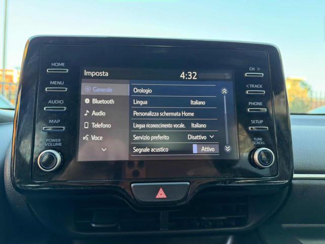 TOYOTA Yaris usata, con Servosterzo