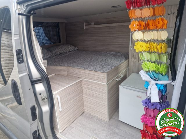 OPEL Movano usata, con Airbag