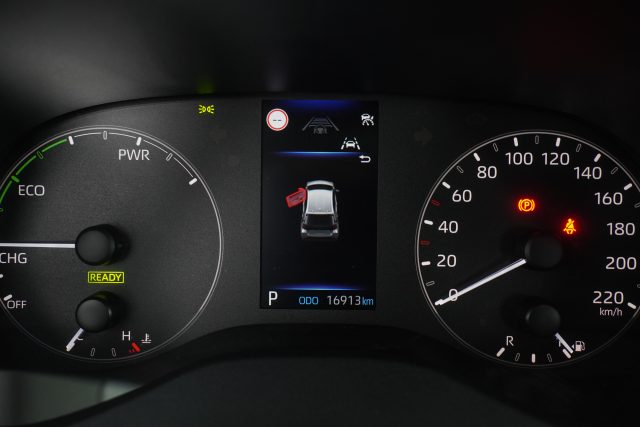 TOYOTA Yaris usata 6