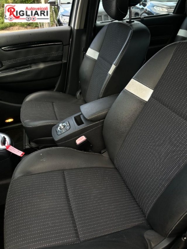 RENAULT Scenic usata, con Limitatore di velocità