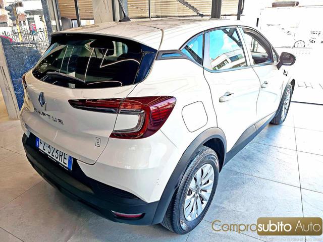 RENAULT Captur usata, con Autoradio