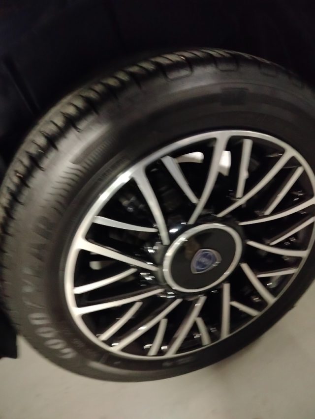 LANCIA Ypsilon usata 15