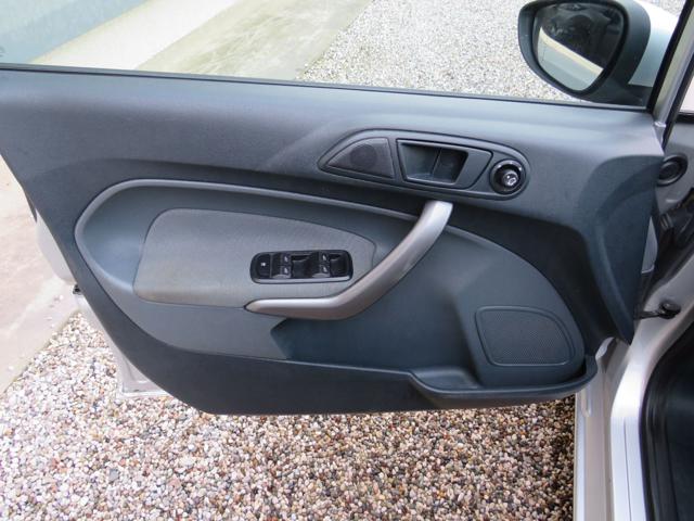FORD Fiesta usata, con Controllo trazione