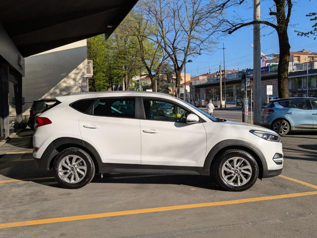 HYUNDAI Tucson usata, con Autoradio