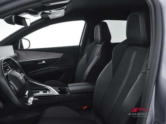 PEUGEOT 3008 usata 8