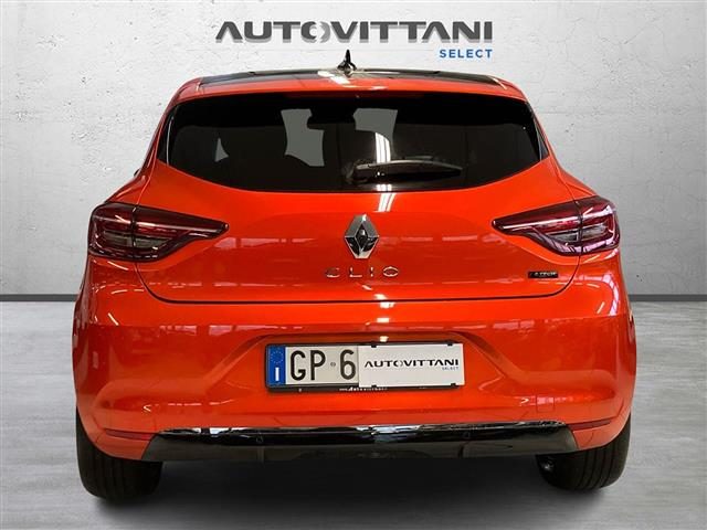 RENAULT Clio usata, con Alzacristalli elettrici
