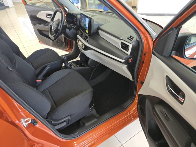 SUZUKI Swift usata, con Autoradio digitale