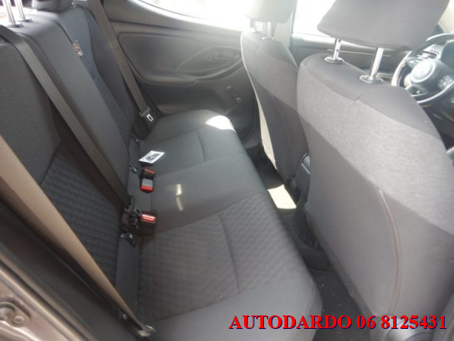 TOYOTA Yaris usata, con Fendinebbia