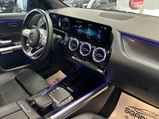 MERCEDES-BENZ GLA 180 usata, con Sedili riscaldati