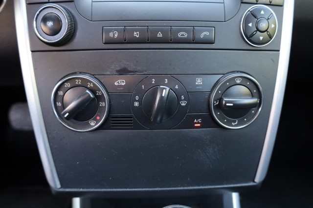 MERCEDES-BENZ B 180 usata, con Luci diurne