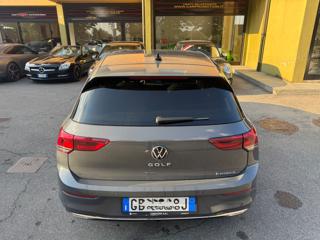 VOLKSWAGEN Golf usata, con Boardcomputer