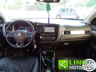 MITSUBISHI Outlander usata, con Sensore di luce