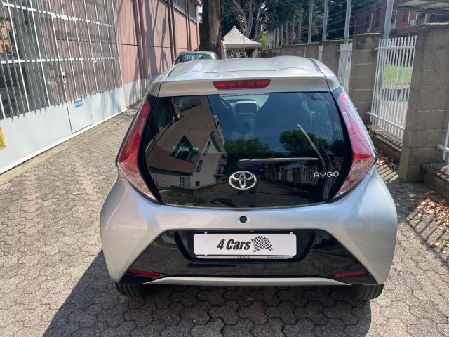 TOYOTA Aygo usata, con Boardcomputer