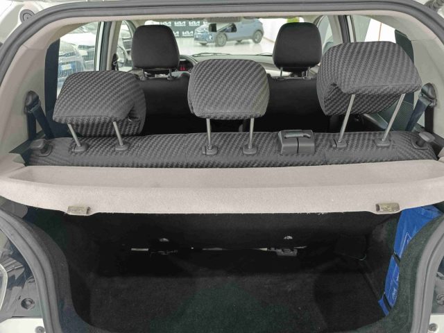 MAHINDRA KUV100 usata, con Immobilizzatore elettronico